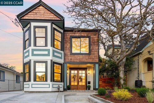 2223 Byron St, Berkeley, CA, 94702-1809 | Card Image