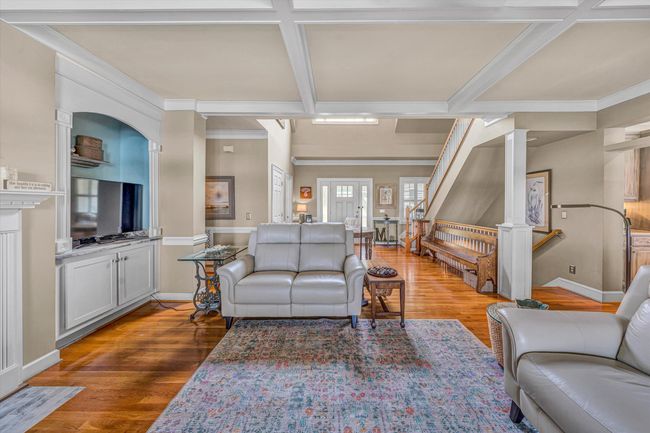 220 Village Lane (16) | Image 8