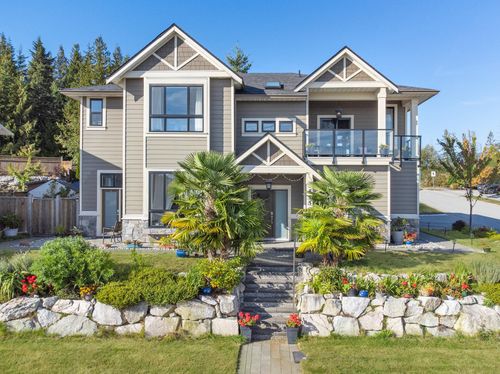 5950 Compass Lane, Sechelt, BC, V7Z0V1 | Card Image