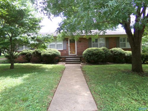 1514 Wellman Ave Ne, Huntsville, AL, 35801-2407 | Card Image