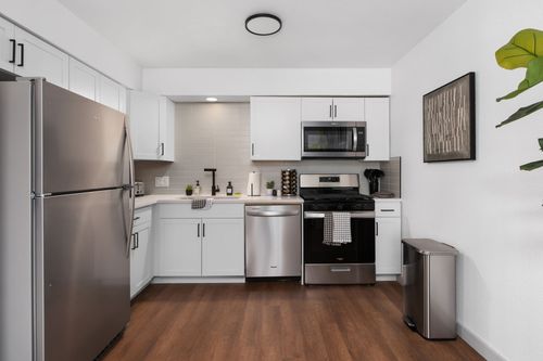 apt-a-1201 Southport Dr, Austin, TX, 78704-6069 | Card Image