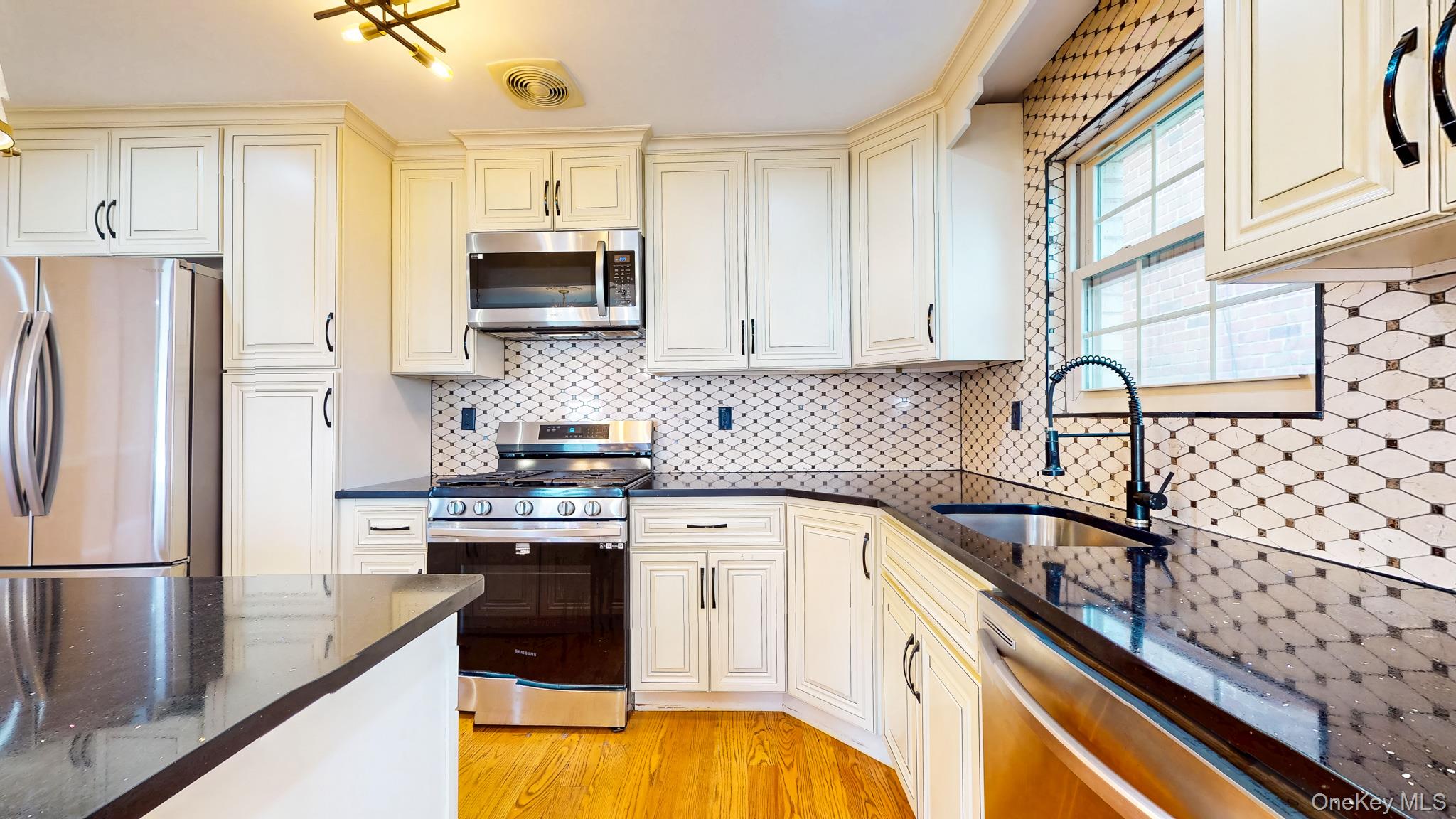 Residential Lease in New York 3