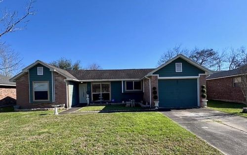 2805 Travellers Street, League City, TX, 77573 | Card Image