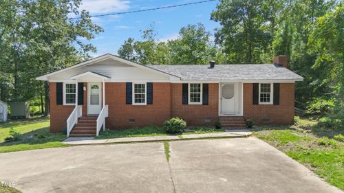 611 W James Street, Lillington, NC, 27546 | Card Image