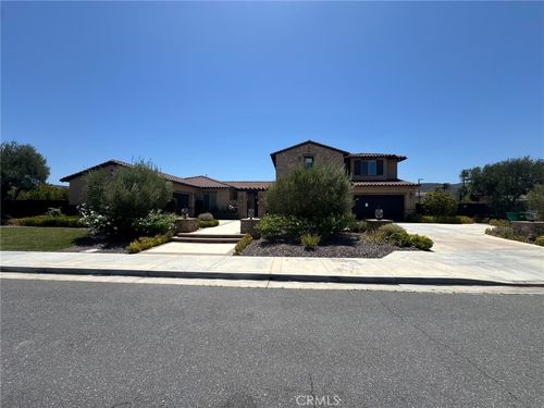 24219 Summer Creek Ln, Murrieta, CA, 92562-5327 | Card Image