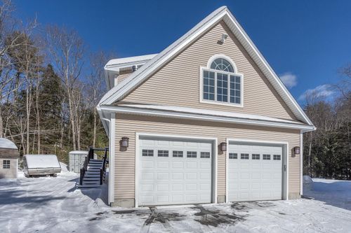b-115 Great Pine Cir, Farmington, NH, 03835-3950 | Card Image