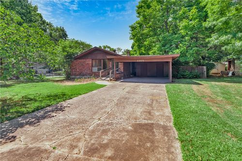 1165 Overcrest Street, Fayetteville, AR, 72703 | Card Image