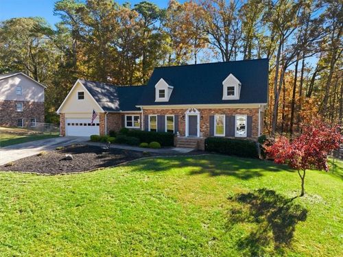 2334 Pine Point Dr, Lawrenceville, GA, 30043-2497 | Card Image