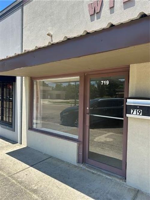 719 Avenue F, Bogalusa, LA, 70427-3655 | Card Image