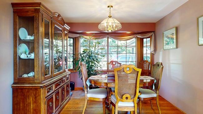 Could easily be converted to a 3rd bedroom. | Image 26