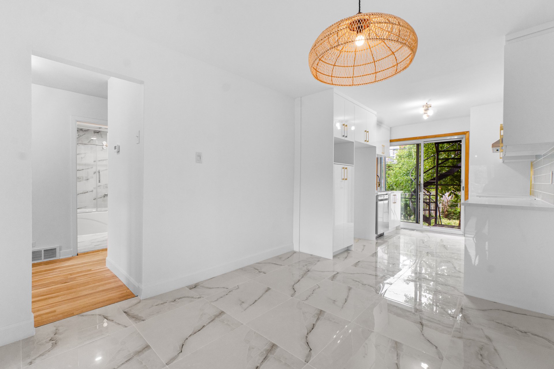 Residential Lease in Montréal (Anjou) 4