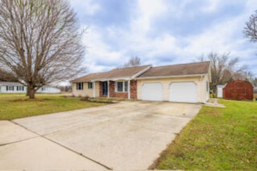 601 Post St, Wanatah, IN, 46390-9581 | Card Image