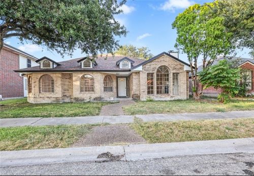 4514 Stony Creek Dr, Corpus Christi, TX, 78413-5031 | Card Image