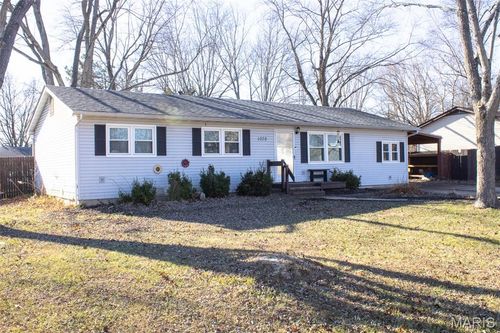 1070 Georgia St, Sullivan, MO, 63080-1008 | Card Image