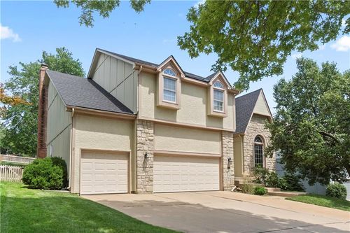 14204 W 84th Ter, Lenexa, KS, 66215-2493 | Card Image
