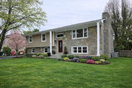 3829 Gladman Way, Lexington, KY, 40514-4022 | Card Image