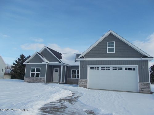 1090 Seneca Drive Drive, Wauseon, OH, 43567 | Card Image