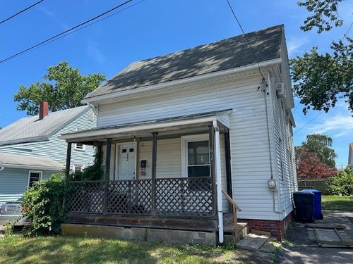 92 Halleck Ave, Riverside, RI, 02915-5702 | Card Image