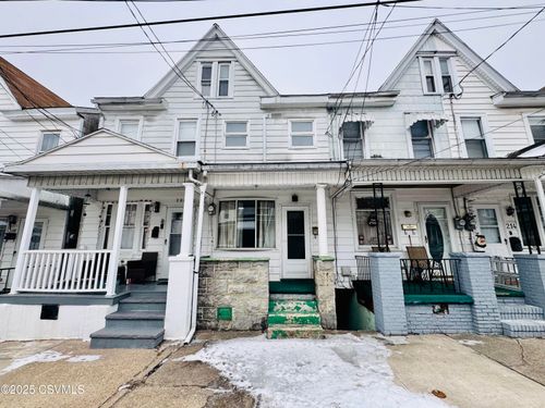 210 W Saylor St, Mount Carmel, PA, 17851-1042 | Card Image