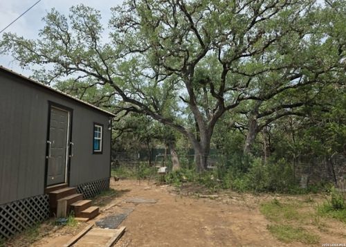 154 Grandview Cir, Bandera, TX, 78003-4540 | Card Image
