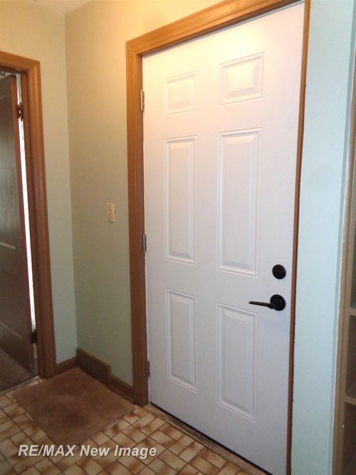 35 Congress Court A, Saginaw, MI, 48602 | Card Image