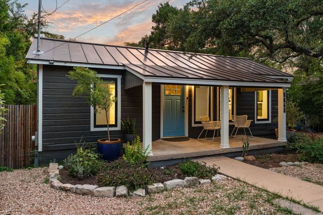 1904 S 6 Th St, House other with 2 bedrooms, 1 bathrooms and 2 parking in Austin TX | Image 21