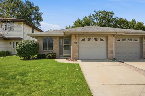9424 Erie St, Highland, IN, 46322-1934 | Card Image