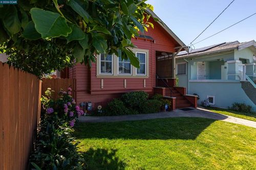 3735 Nevil St, Oakland, CA, 94601-3819 | Card Image
