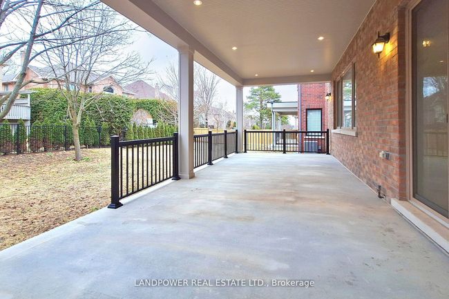 52 Klees Cres, House other with 5 bedrooms, 5 bathrooms and 3 parking in Aurora ON | Image 34
