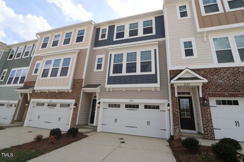 566-2723 Hunter Woods Dr, Apex, NC, 27502-7183 | Card Image