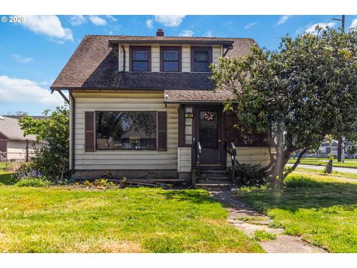 406 15th Ave, Longview, WA, 98632 | Card Image