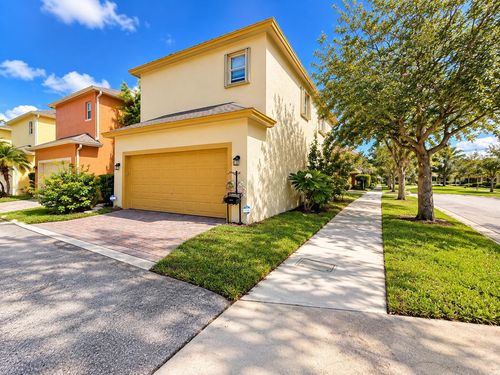 2590 Se Pineland Drive, Port St. Lucie, FL, 34952 | Card Image