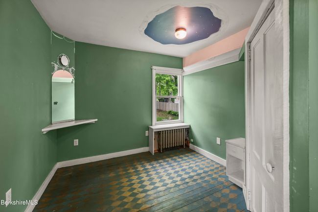 9 High St, Home with 6 bedrooms, 3 bathrooms and 4 parking in Lenox MA | Image 16