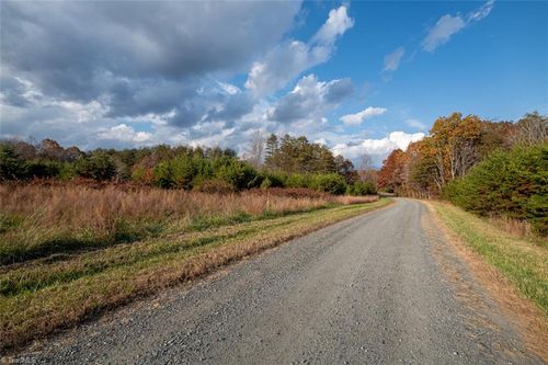 00 State Line Rd, Stoneville, NC, 27048 | Card Image