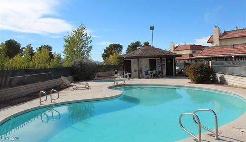apt-5-761 Bourbon St, Pahrump, NV, 89048-5648 | Card Image