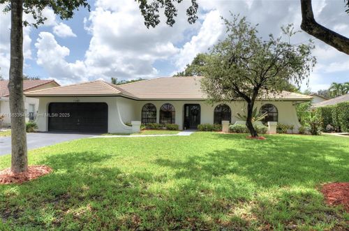 1360 Nw 108th Ave, Coral Springs, FL, 33071-8215 | Card Image