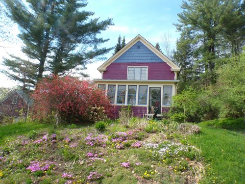 137 Pleasant St, Barton, VT, 05822-4420 | Card Image
