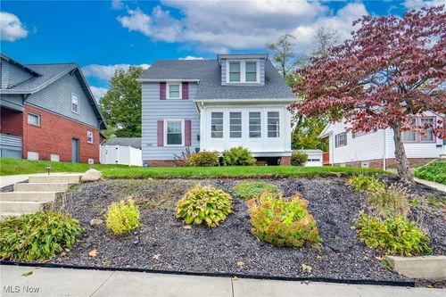 845 16th St Ne, Massillon, OH, 44646-4838 | Card Image