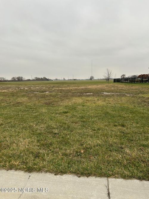 5514 Eagles Landing Dr, Oregon, OH, 43616-1125 | Card Image