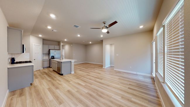 4023 Illian Cv, House other with 4 bedrooms, 2 bathrooms and 2 parking in Killeen TX | Image 8
