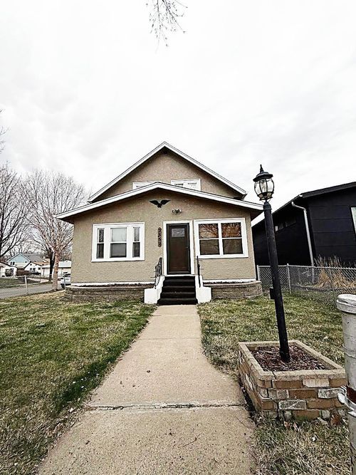 3559 2nd St Ne, Minneapolis, MN, 55418-1107 | Card Image