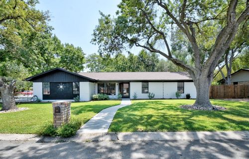 1107 Gardenia Dr, New Braunfels, TX, 78130-5903 | Card Image