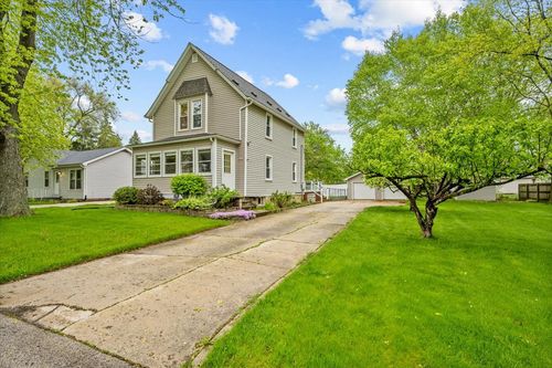 6S353 4th St, Eola, IL, 60519-2003 | Card Image