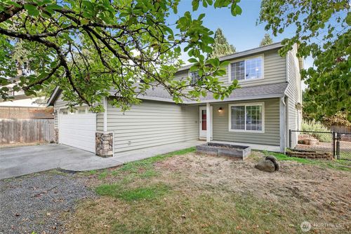 14208 Ne 51st St, Vancouver, WA, 98682-6082 | Card Image