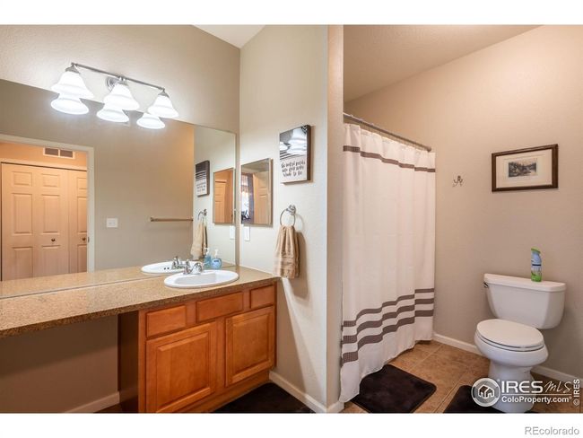 Primary Bathroom View | Image 18