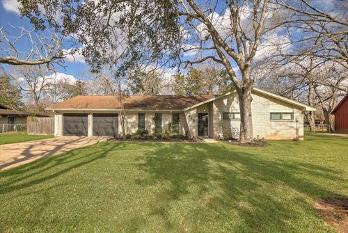 416 Southern Oaks Dr, Lake Jackson, TX, 77566-4514 | Card Image