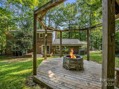 Fire Pit/Back Elevation | Image 2