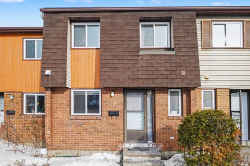 37 Pixley Pvt, Ottawa, ON, K1G4C3 | Card Image