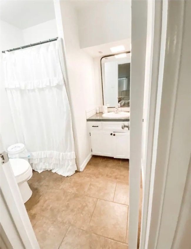 1801 Clare Dr, House other with 4 bedrooms, 4 bathrooms and null parking in Alice TX | Image 14