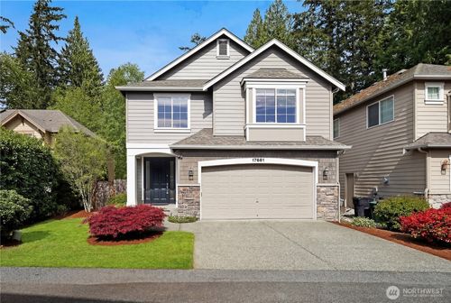 17681 Ne 121st Ct, Redmond, WA, 98052-2670 | Card Image